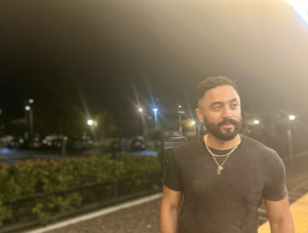 JoshMcClenney's tweet image. MOONlite 🌙 

#filmmaker #artist