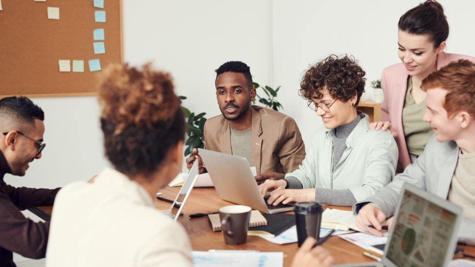 drlorenmhill's tweet image. To ensure an #effective #meeting you will need to let all #members #participate. Every #participant of the meeting has #unique #ideas and #opinions that could be valuable. Find out more… bit.ly/3JzMEos