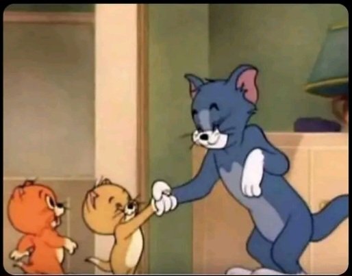 Me greeting kids everywhere I go "sasa,unaitwa nani?"