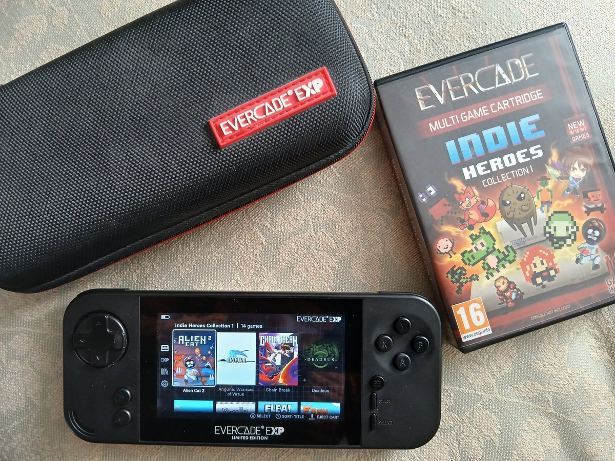 sir_top_and_hat's tweet image. Indie heroes collection 1 wasn't this packed with gem after gem...🥳

I've had a long day &amp;amp; these games are the perfect escapism 👌

Bit of foxyland first then #flea &amp;amp; hopefully time for #PLOID 🙂

Hope your all having a great week 😊 #GamingCommunity #GamersUnite #fun #evercade