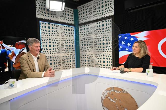 TapNewsAgency's tweet image. #Tunisia-#Wyoming partnership spanning over two decades is now delivering concrete results, @GovernorGordon said in interview, likening it to "planting an olive tree" &amp;amp; highlighting expanding cooperation beyond security to include academic, agricultural &amp;amp; water research.
 #TAP_En