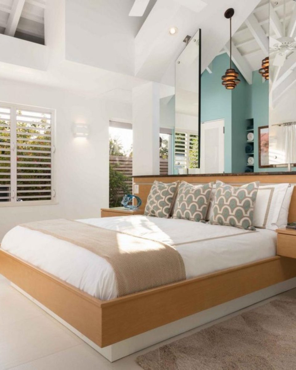 A19Lighting's tweet photo. Sun, texture, and that effortless indoor-outdoor flow. Seeing our sconces at Villa Mandalay brings all the summer energy we love. Spaces like this remind us how lighting can set the entire mood.
#SummerVibes https://t.co/oqVAl0komr https://t.co/DI7FTgdGDS