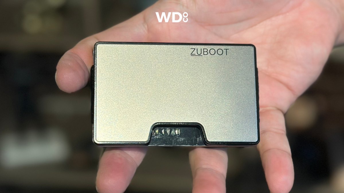 walletdesi37562's tweet image. Made from premium titanium, this ultra-lightweight wallet is built to handle everyday wear without losing its sleek, minimalist look. Strong, slim, and designed for modern carry.
👉 amazon.com/dp/B0DZJ9GYRH/…
#TitaniumWallet #RFIDWallet #SlimCarry #MensAccessories #EDCWallet