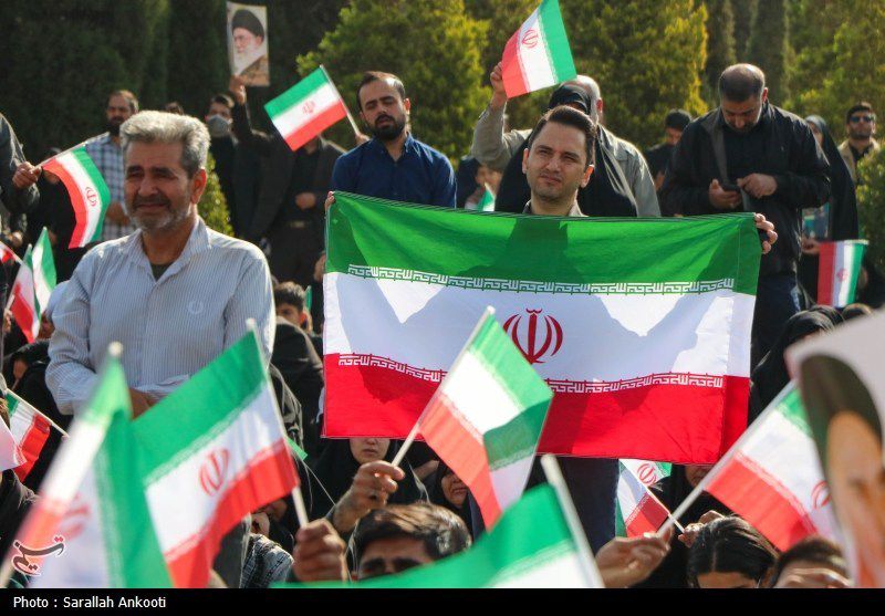 گلدستههای کرمان با نگاه رهبر قد کشیدند به آسمان معرفت 
#جان_کرمان