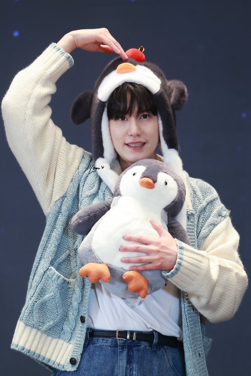 규현 얼굴 tweet media