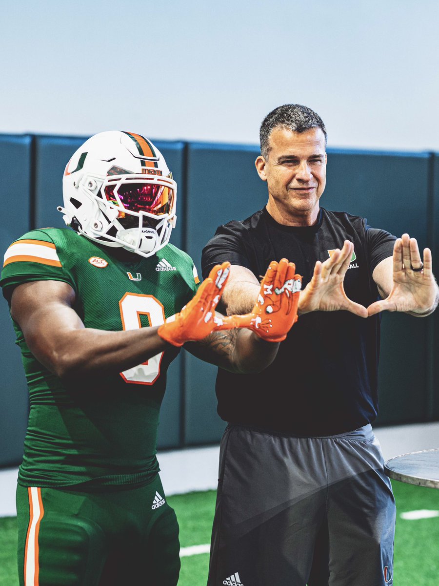 Miami Hurricanes tweet media