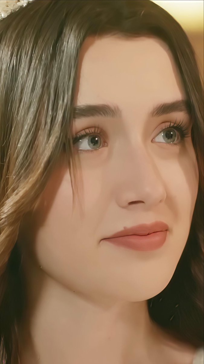 Lily tweet media