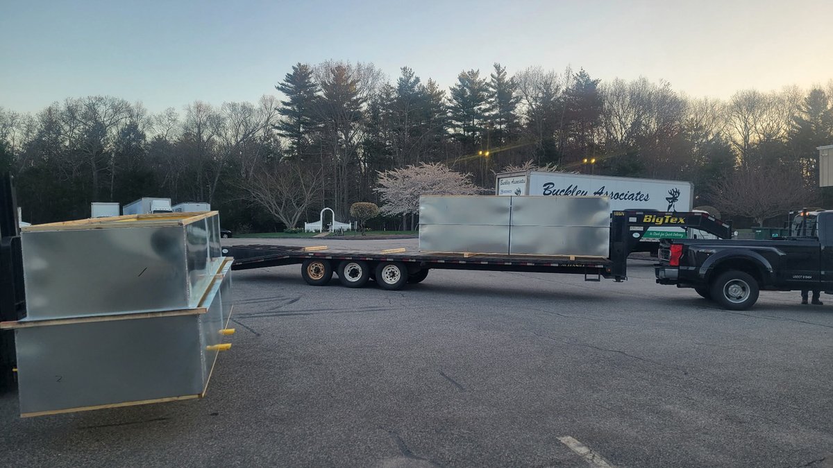 buckleyHVAC's tweet photo. Shout out to the Buckley manufacturing team for coordinating a Saturday morning pickup of some extremely large roof curbs for a jobsite delivery.  We manufacture roof curbs and equipment supports of all shapes and sizes! https://t.co/tXLnrVgzX2