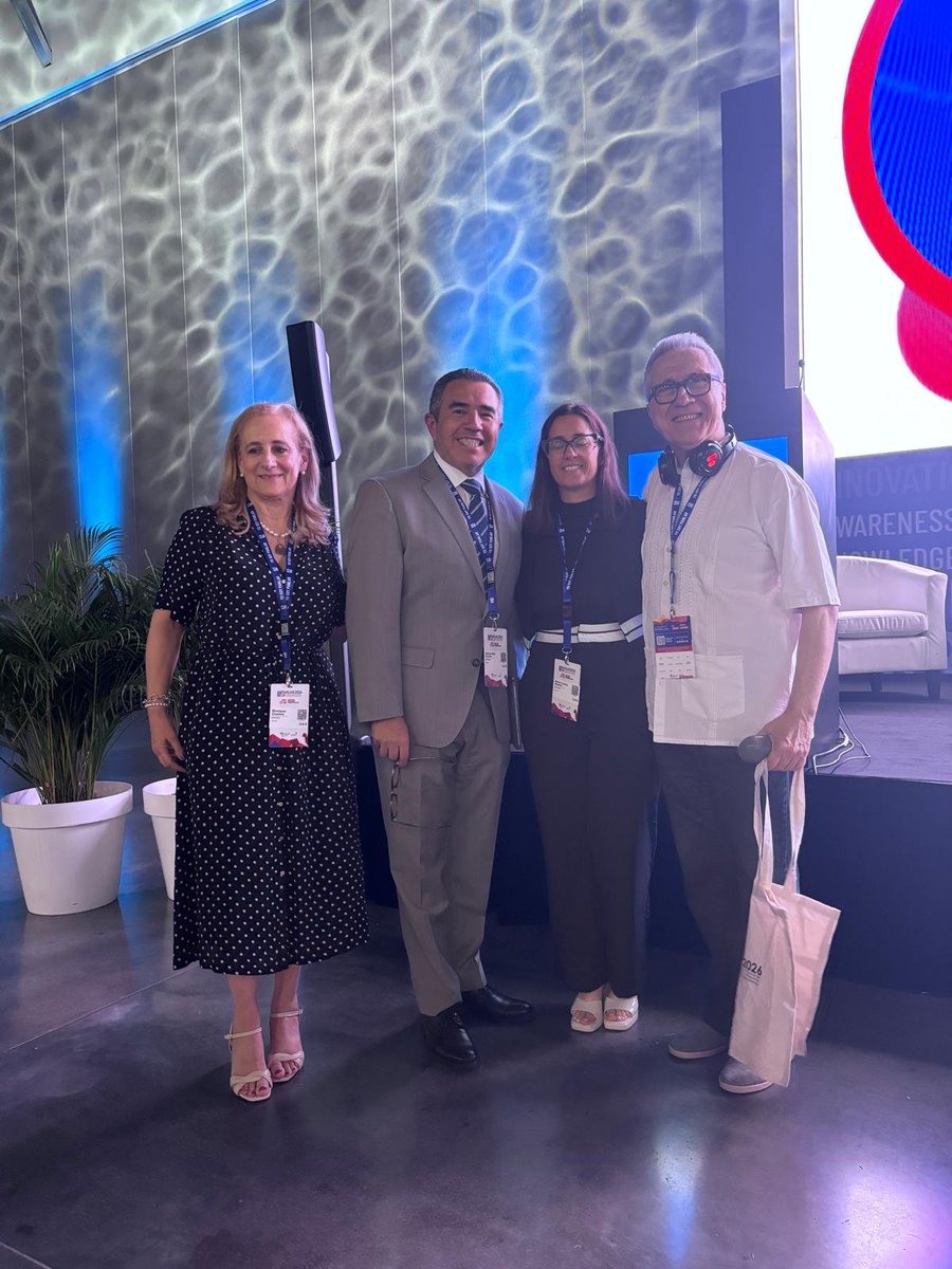 doctorneyro's tweet photo. Hace apenas unos días, en #Panamá @PanlarLeague y @PanlarJ me pidió que hablara en #ponenciaoficial de su #congresointernacional, sobre el #manejoclínico de los #pacientes de #altoriesgodefractura.

Resumido en menos de #3minutos de #tiempoparaleer.

 https://t.co/ZYvgZYeAp1 https://t.co/l8gmMPRQ0g