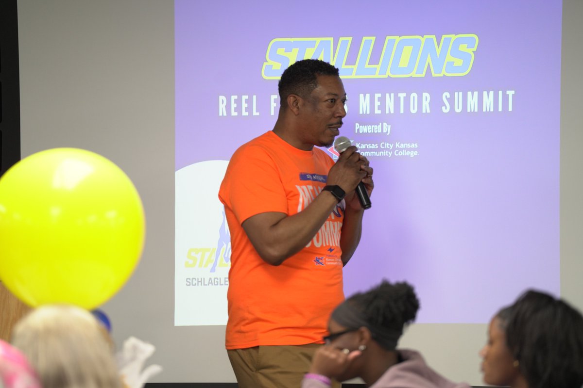 schlaglemedia's tweet image. The Reel Futures Mentor Summit was more than an event, it was an experience. This is what impact looks like! #youthdevelopment #FutureFocused #MakingAnImpact #reelfutures #digitalstallions #schlagleunited #StallionPride