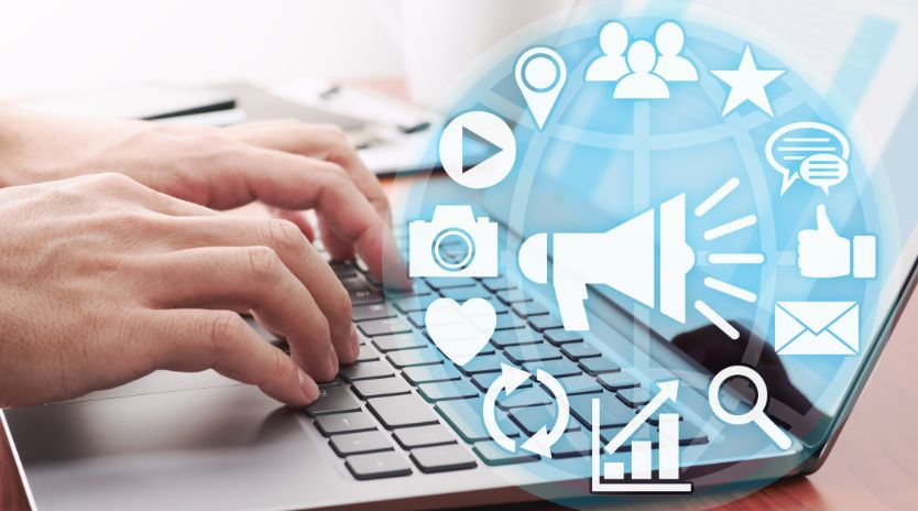 ibisstudio's tweet photo. Posting content isn’t a strategy; understanding how digital marketing works is.

Many businesses try to be everywhere at once, but real results come from choosing the right channels and building a focused, consistent presence over time.

Read more: https://t.co/Mcl0ekj51X https://t.co/2BsQiM02Bb