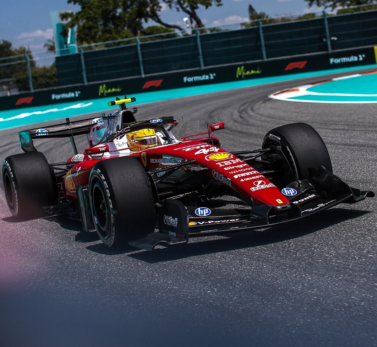 🚨 | The SF-26 already has its first changes across the car, and the front wing will soon undergo further modifications.

The weight has already been reduced to the minimum.

📰 <a href="/GiulyDuchessa/">Giuliano Duchessa</a>