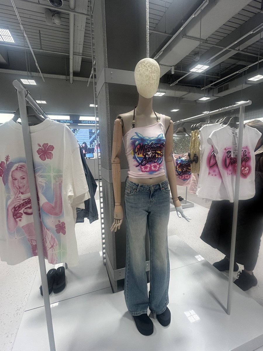 ZARA WHAT ARE U DOING HERE