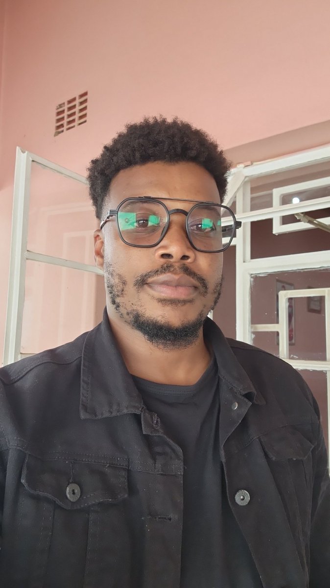 Dr. DrinkWaterNotCum🔞 tweet media