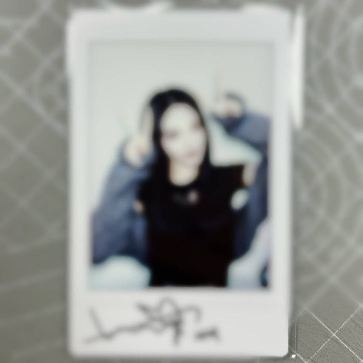 데이 tweet media