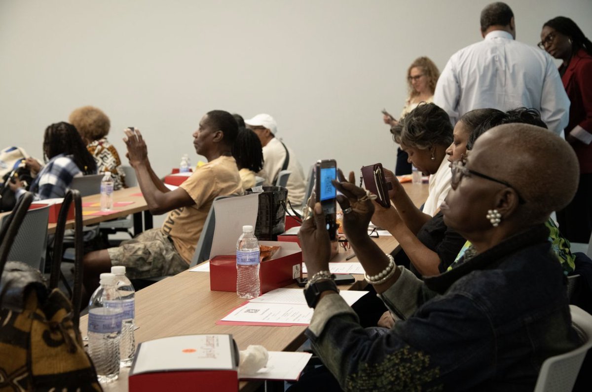 UMmedschool's tweet photo. After a two-year pause, Mini‑Medical School relaunched! 👏🩺
Join us May 19 to learn about trauma, resilience, and community care.
Register: https://t.co/MjPqrJiYBJ
#HealthEducation #CommunityCare #BaltimoreEvents https://t.co/FS8iSvGWEK