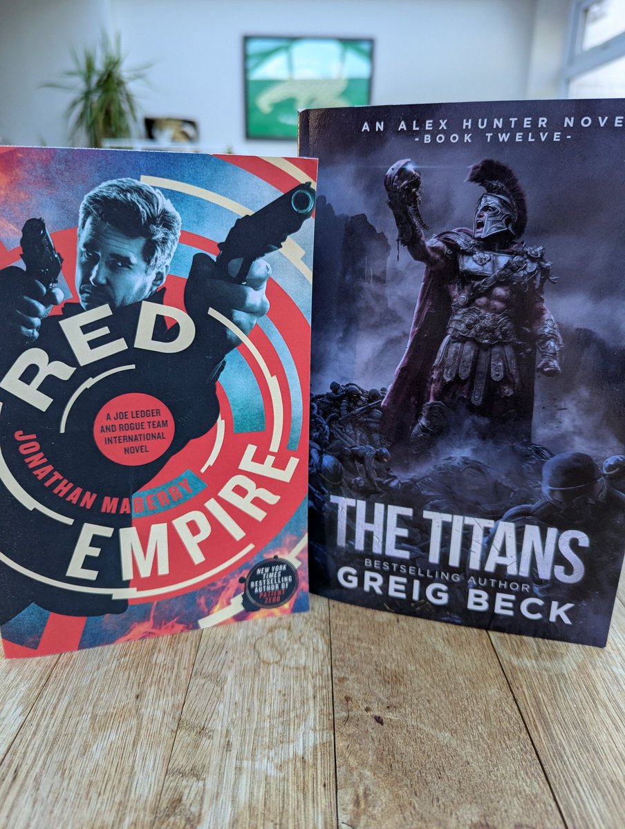 DaveHCP's tweet image. A book splurge for a long weekend...
Red Empire by @JonathanMaberry 
The Titans by @GreigBeck 
#booktwt #goodreads