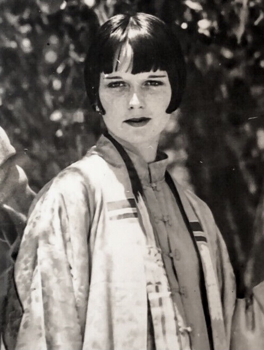 Forever Louise Brooks tweet media