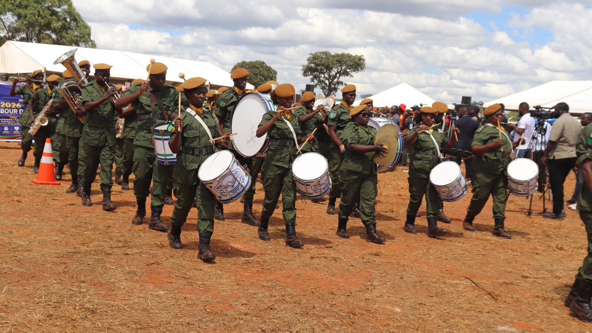 ilolusaka's tweet image. “Workers are the engine of production and the backbone of national development. Protect #jobs, skills, and pensions. End casualisation. Invest in Zambian #skills. A worker cannot plan a future on a three‑month contract.” — Blake Mulala, #ZCTU President
#LabourDay2026 #DecentWork