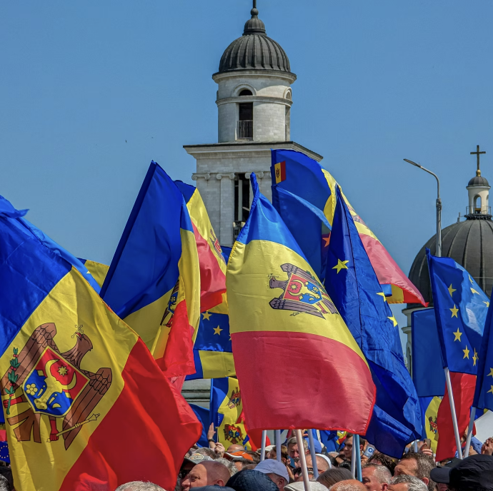 GCP_Analysts's tweet photo. From GCPA's Molly Prichard, "Between Neutrality and NATO: Moldova's Strategic Hedging in Practice"

https://t.co/bt7Yh0aFOI https://t.co/2yEfbEP8KN