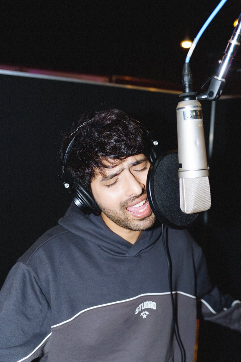 ARMAAN ✦ tweet media