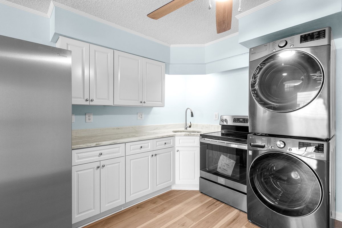 EBEIV's tweet photo. 🏡 𝟑𝟎𝟎 𝟒𝟕𝐭𝐡 𝐀𝐯𝐞. 𝐍, 𝐔𝐧𝐢𝐭-𝟏𝐁, 𝐍𝐨𝐫𝐭𝐡 𝐌𝐲𝐫𝐭𝐥𝐞 𝐁𝐞𝐚𝐜𝐡, 𝐒𝐂 𝟐𝟗𝟓𝟖𝟐
Fresh. Modern. Just one block from the beach 🌊
Fully updated, move-in ready condo in Sands Villas with brand-new upgrades
👉 See more: https://t.co/o7H7KZiFh0 https://t.co/KMgRb5IE3S