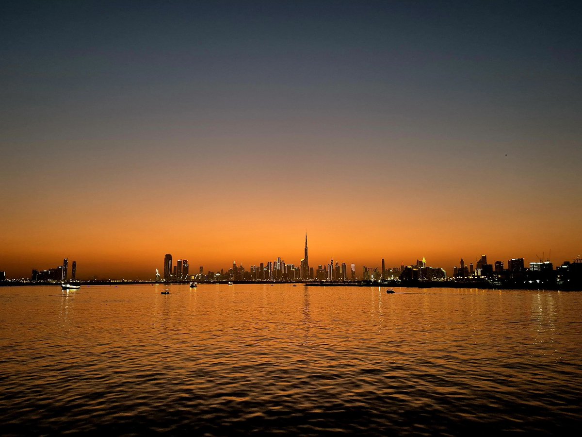 Ambarseriya's tweet image. #dubai golden hour