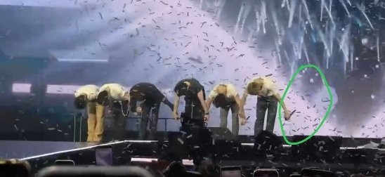 kkuragirl's tweet image. los chicos lo saben, falta 1, falta su hyung. 
sigamos luchando para que vuelvan a estar juntos como SE DEBE, unidos podemos con todo.

#Dont_Let_Go_Of_SevEN
#sevEN_is_our_paradise