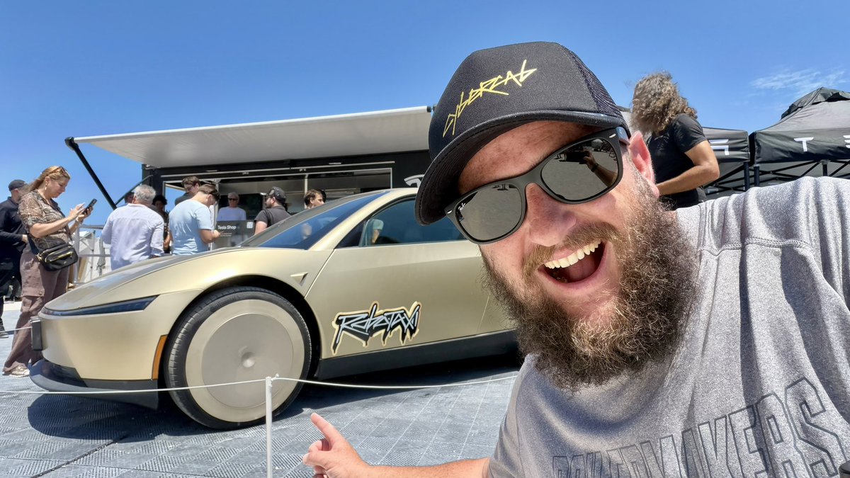 Bearded Tesla tweet media