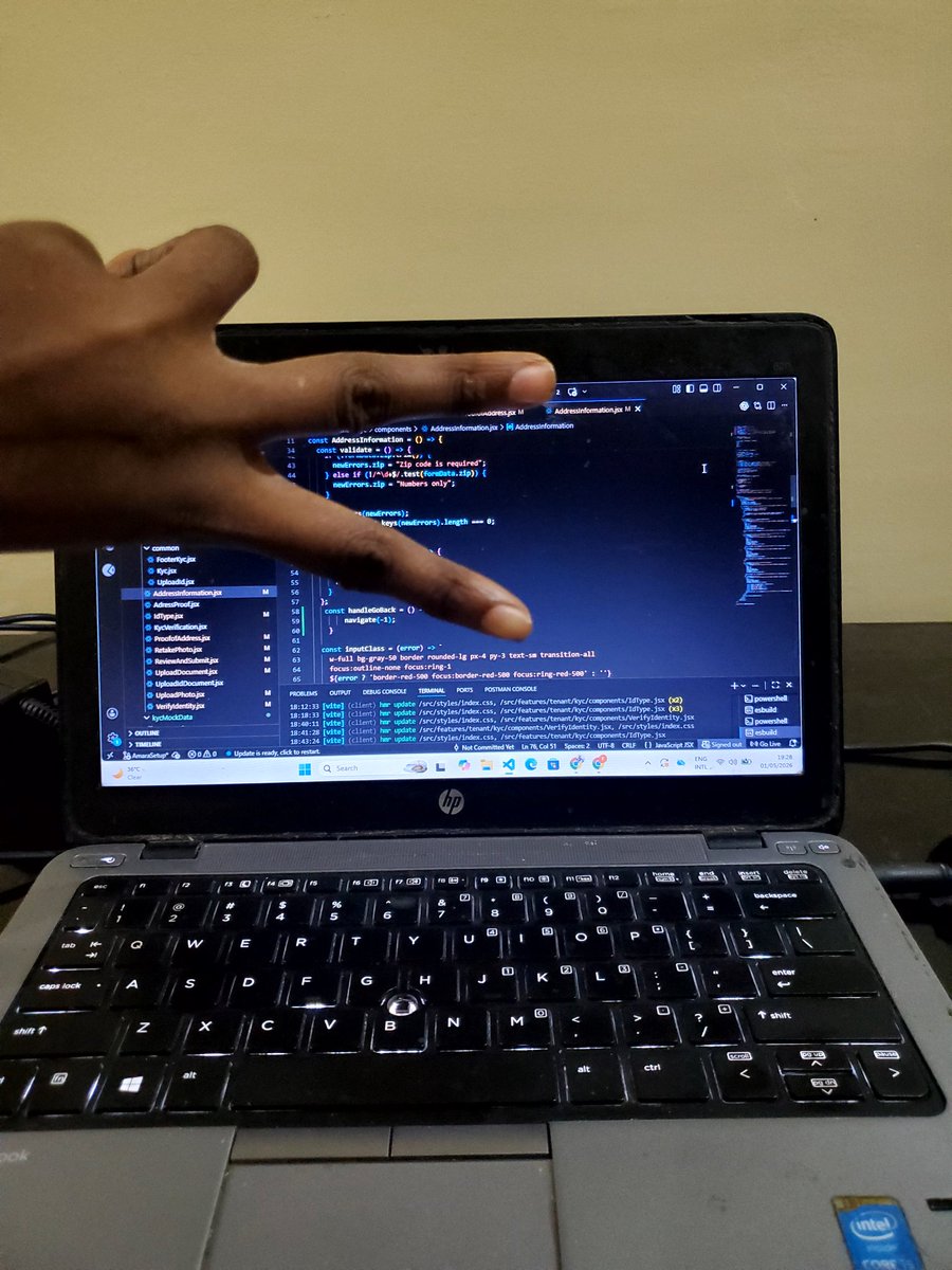 Thatfrontendchic👩‍💻 tweet media