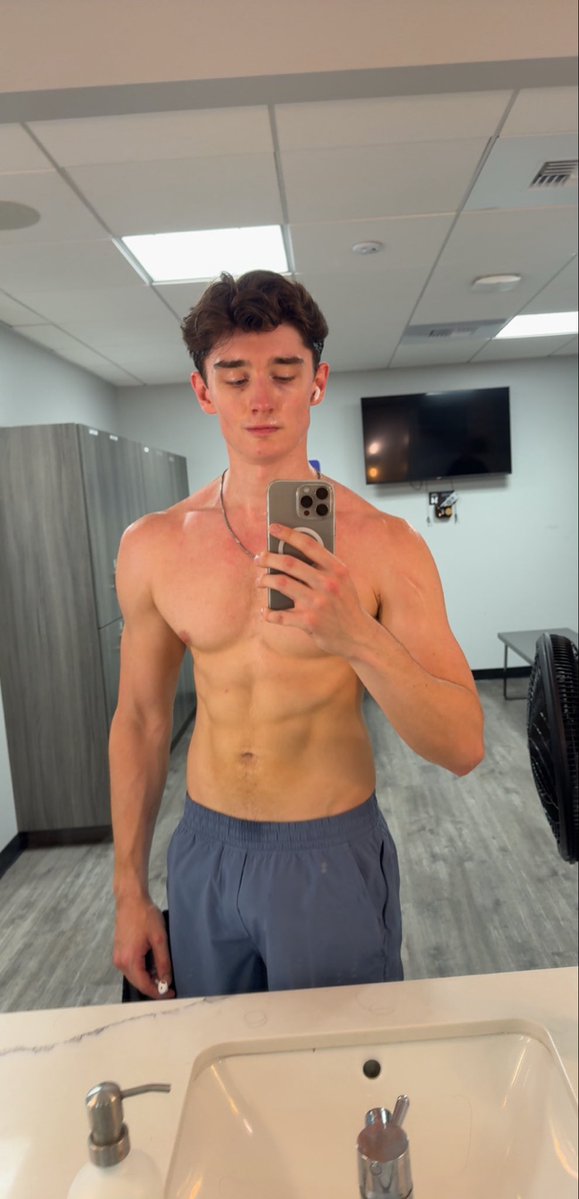 Cooper Hayes tweet media