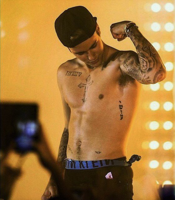 Fag For Justin tweet media