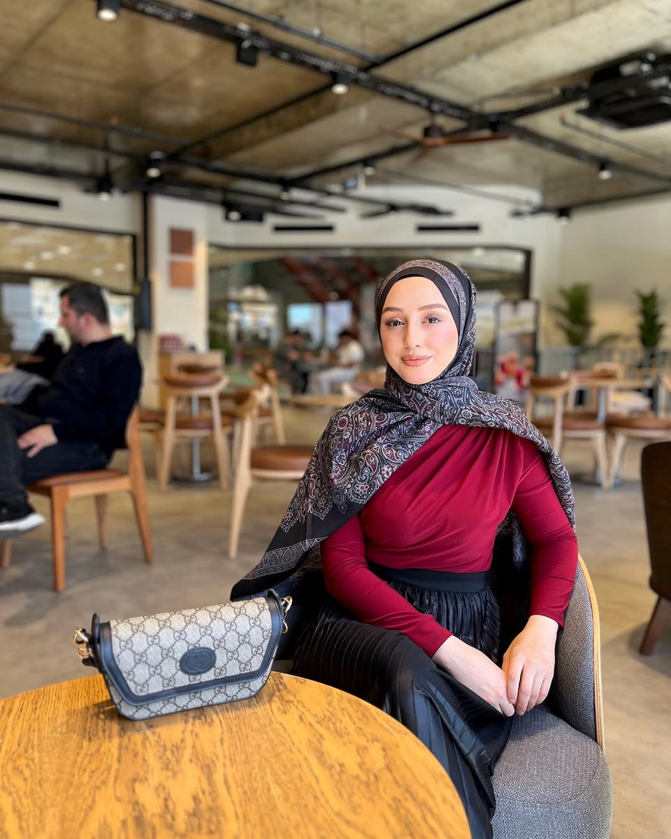 Yelda Yalçın tweet media
