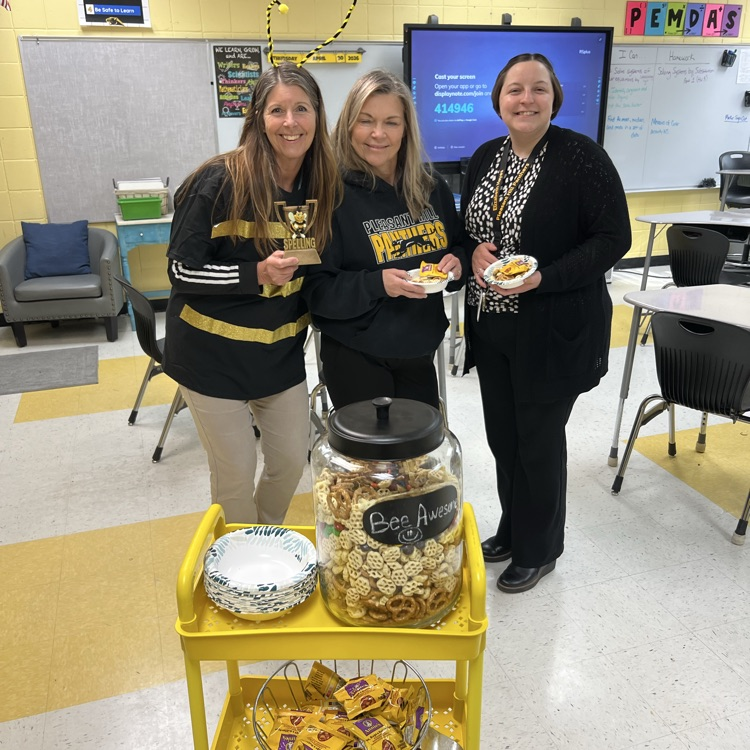 PHillPanthers's tweet photo. In honor of our 1st ever PHILL Spelling Bee yesterday, our Sunshine Committee brought around special treats to staff!l Thank you for  "BEE-ing AWESOME!" 🐝❤️ https://t.co/LVBdv4OGyy