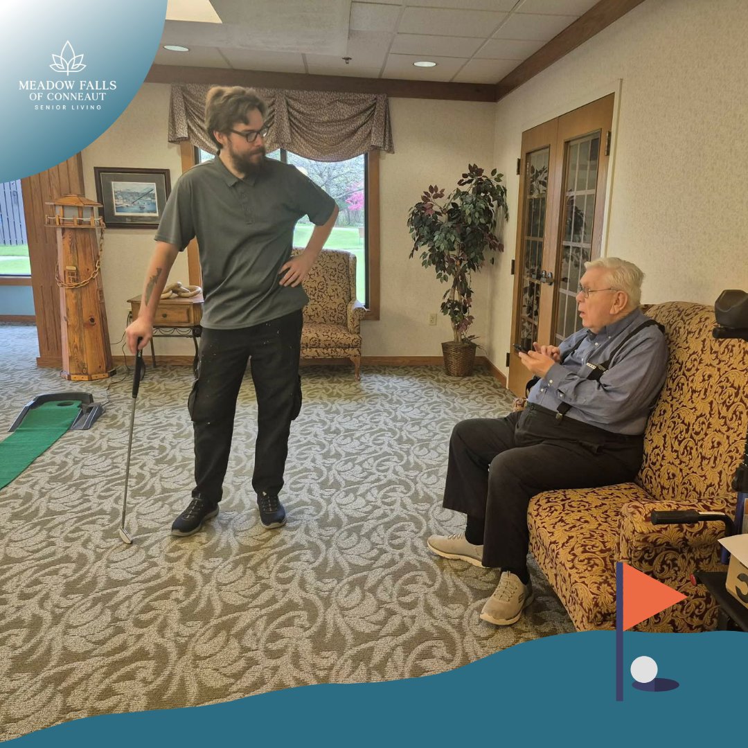 MeadowSaybrook's tweet image. Men’s group out on the “course” practicing their golf game ⛳😄

Sharpening their golf skills, sharing laughs, and enjoying some friendly competition—always a great way to spend the day! 
#SeniorLiving #MensGroup #GolfTime #ActiveAging #CommunityFun