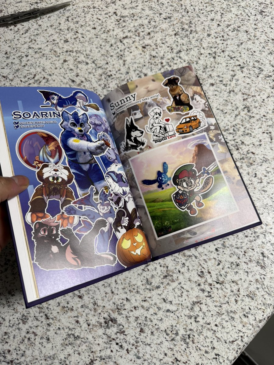 SoarinArts's tweet photo. I had the chance to produce the ConBooks for TrashCon 2. After a few months of planning and about 10 drafts we were able to come out with a really cool product the whole family got to take home!

Cover art by @yellow_k9 
Space Logo by BunnyNamedSunny https://t.co/ZqnSmHgMCR