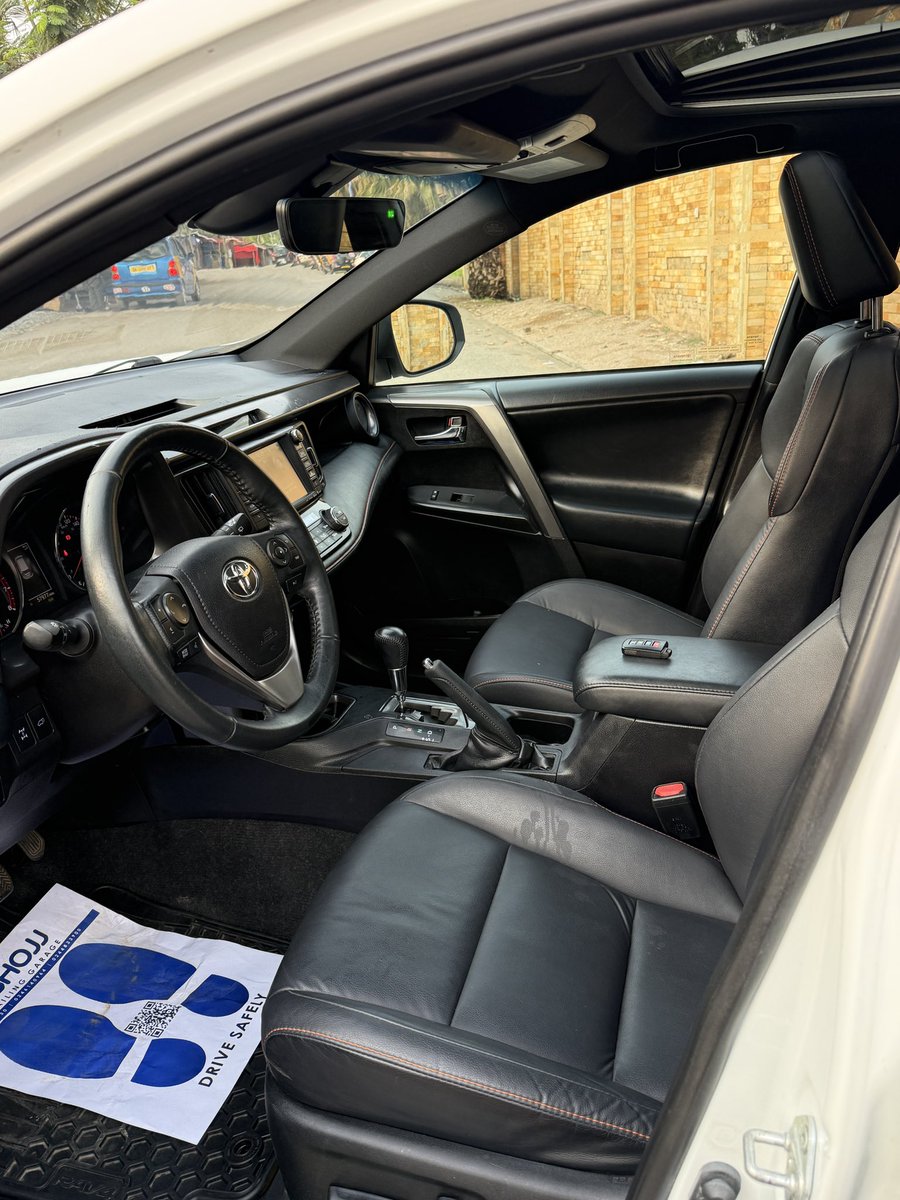 icarsautosgh's tweet image. 2018 Rav4 SE Available 

Kindly Contact 0545505393 for more info and inspection 
#icarsautosgh #cars #rav4 #accra #kwadwosheldon