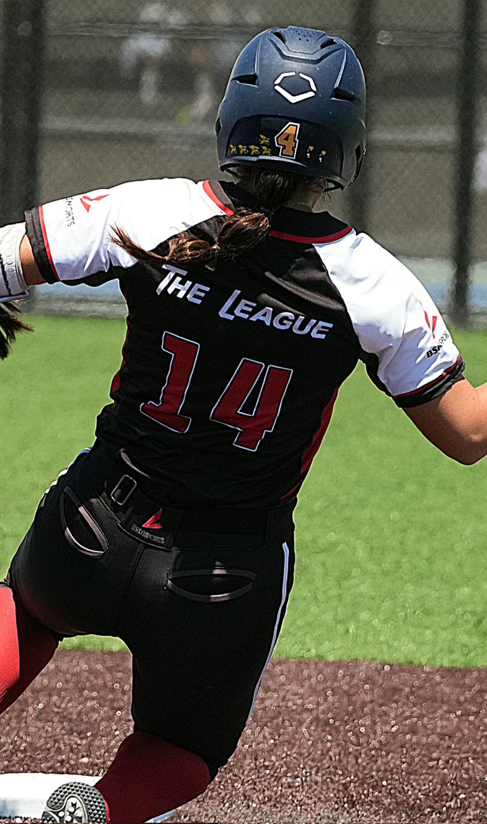 GameReadyEnt's tweet photo. Girls just want to have fun. Understand the mindset and build the mental strength. The little things that make a big difference. The League. #theleaguesocal https://t.co/o0MHObVpok https://t.co/CukPJtyKt8