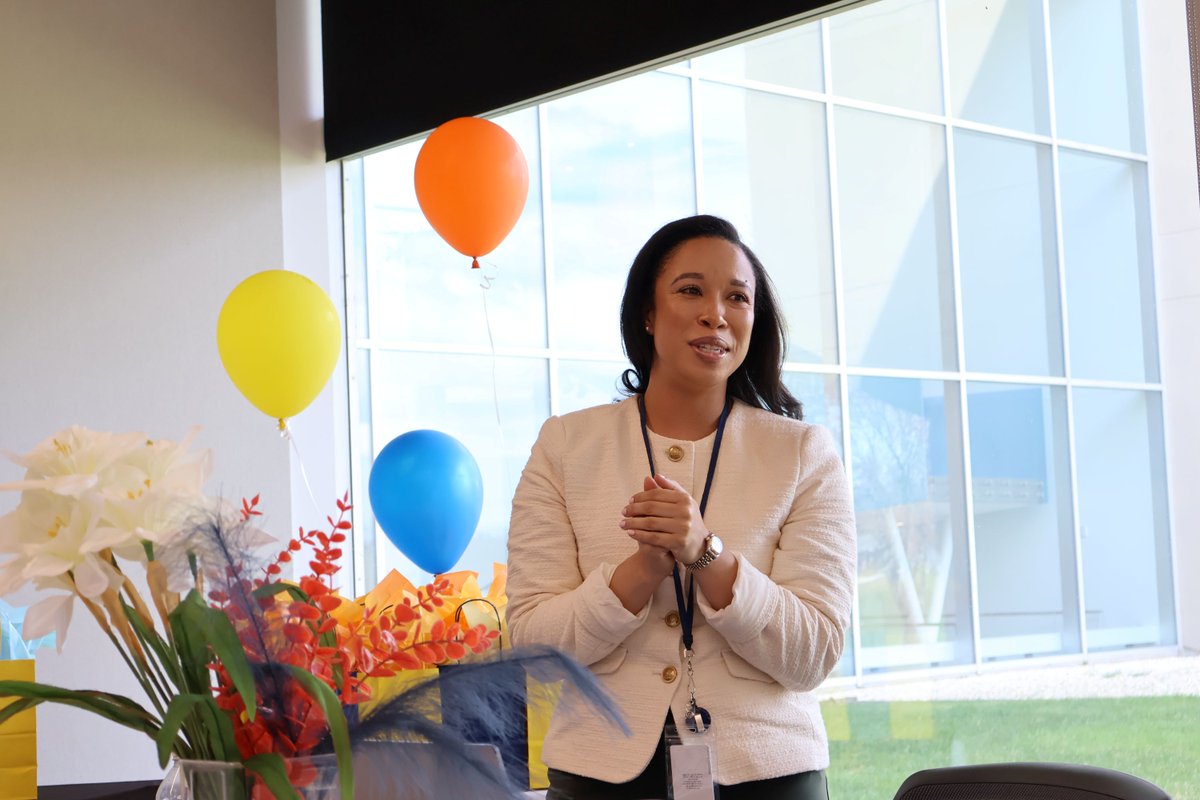 OneSJI's tweet photo. SJI recently hosted a celebration to honor our Employee Resource Groups and reflect on the successes and achievements from 2025. The event included presentations from each ERG, lunch, and networking. Congrats to our ERG leaders, members, and executive sponsors on a great year! https://t.co/kkHjJdocZ9