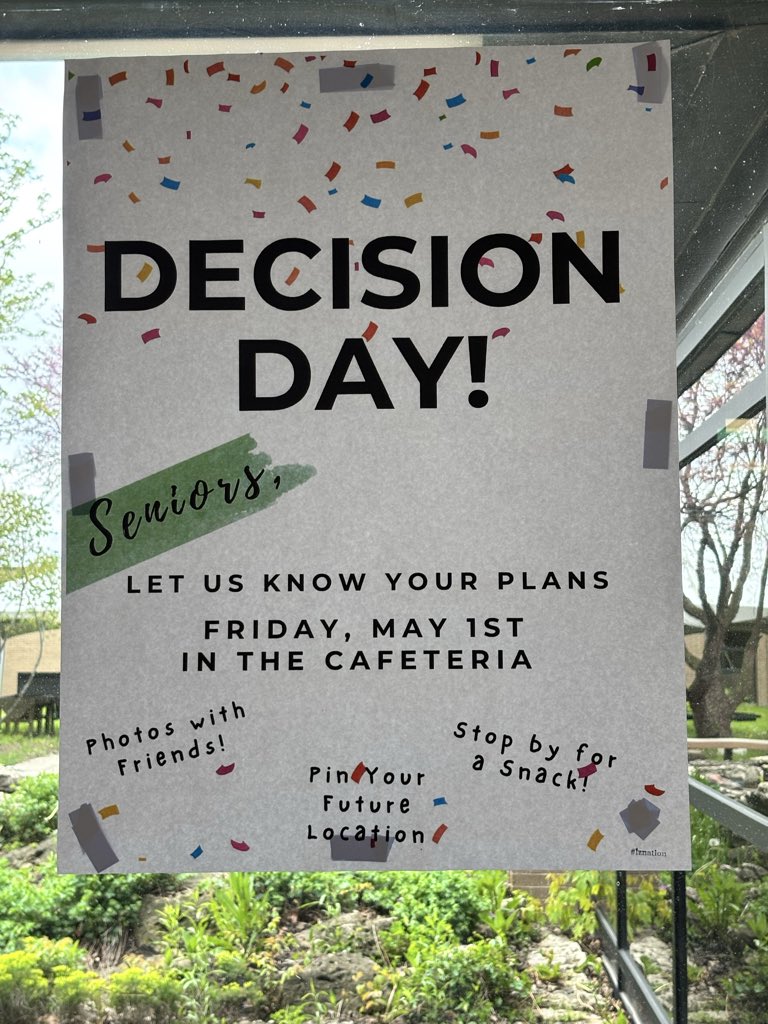 spedteach8's tweet photo. LZHS Decision Day 2026 #WeAreLZ #LZNation #ThriveIn95 @johnwalshD95 @LZ95curriculum @LZHSBEARS @GalltKelley @LZdistrict95 https://t.co/52hn6zuF0i