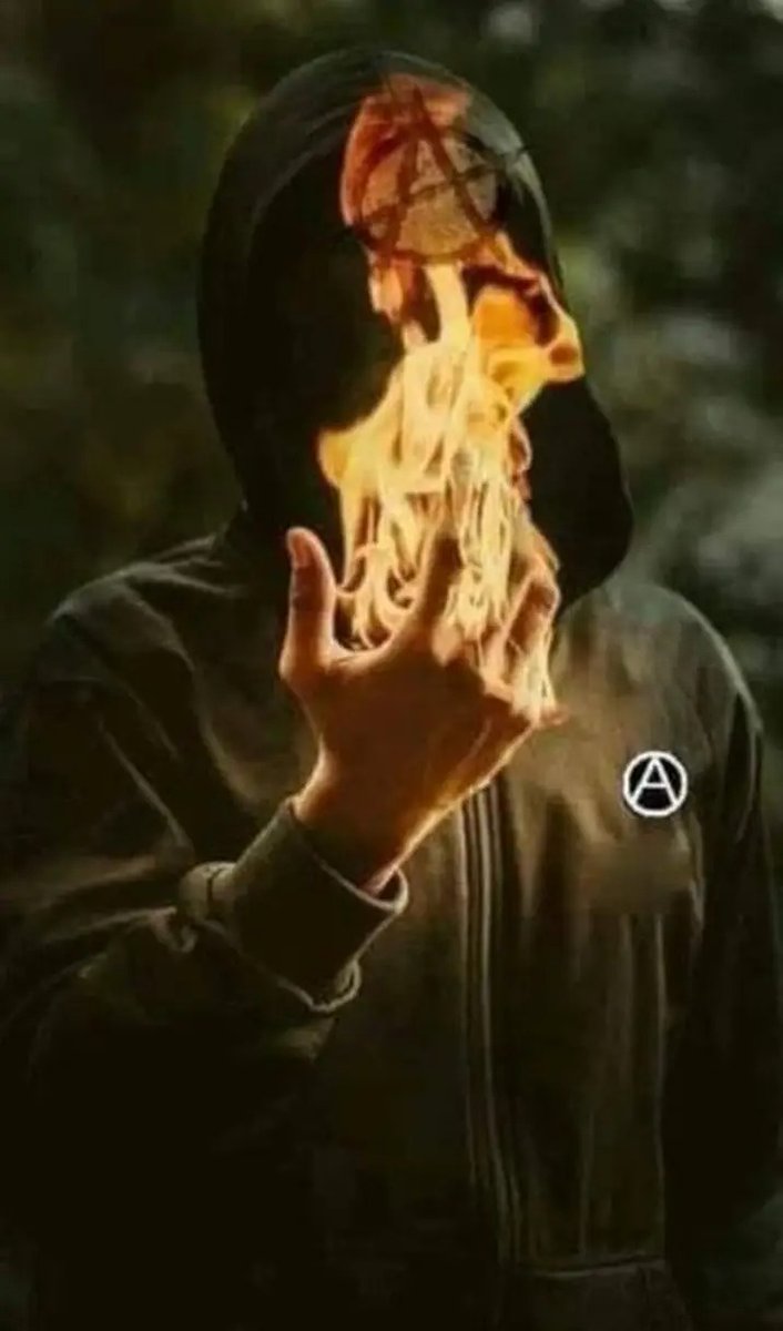 Antisistema 🖤🖤🏴 tweet media