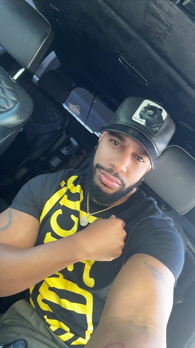 Tytydavis1 tweet media