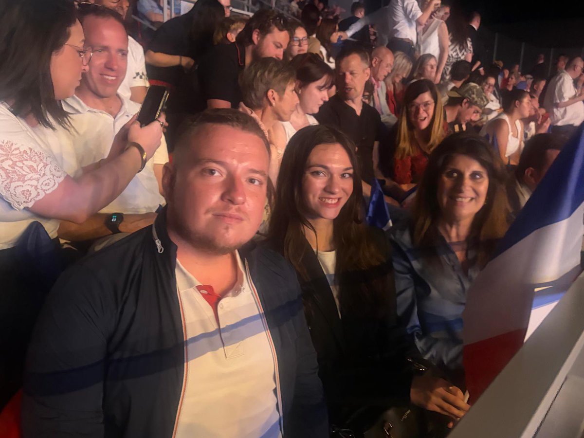 Clémence ParodiⓂ️ tweet media