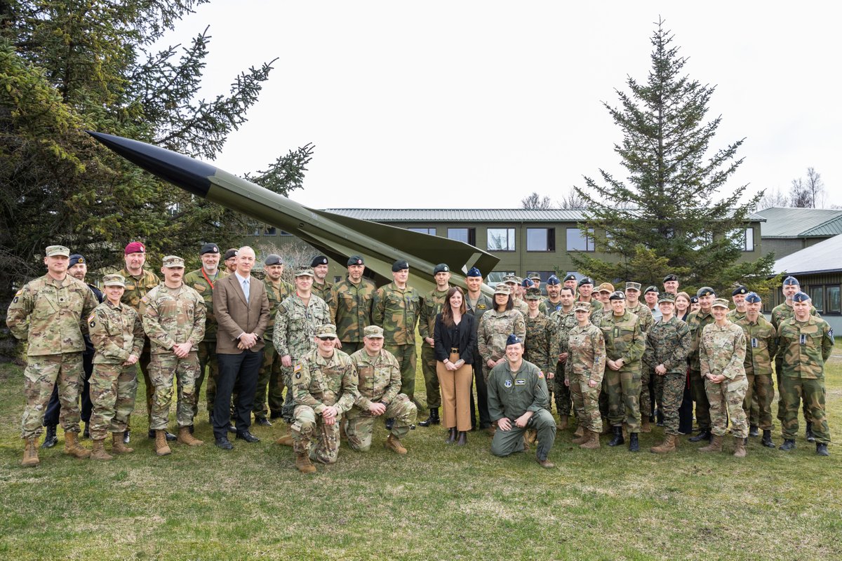 Minnesota National Guard tweet media