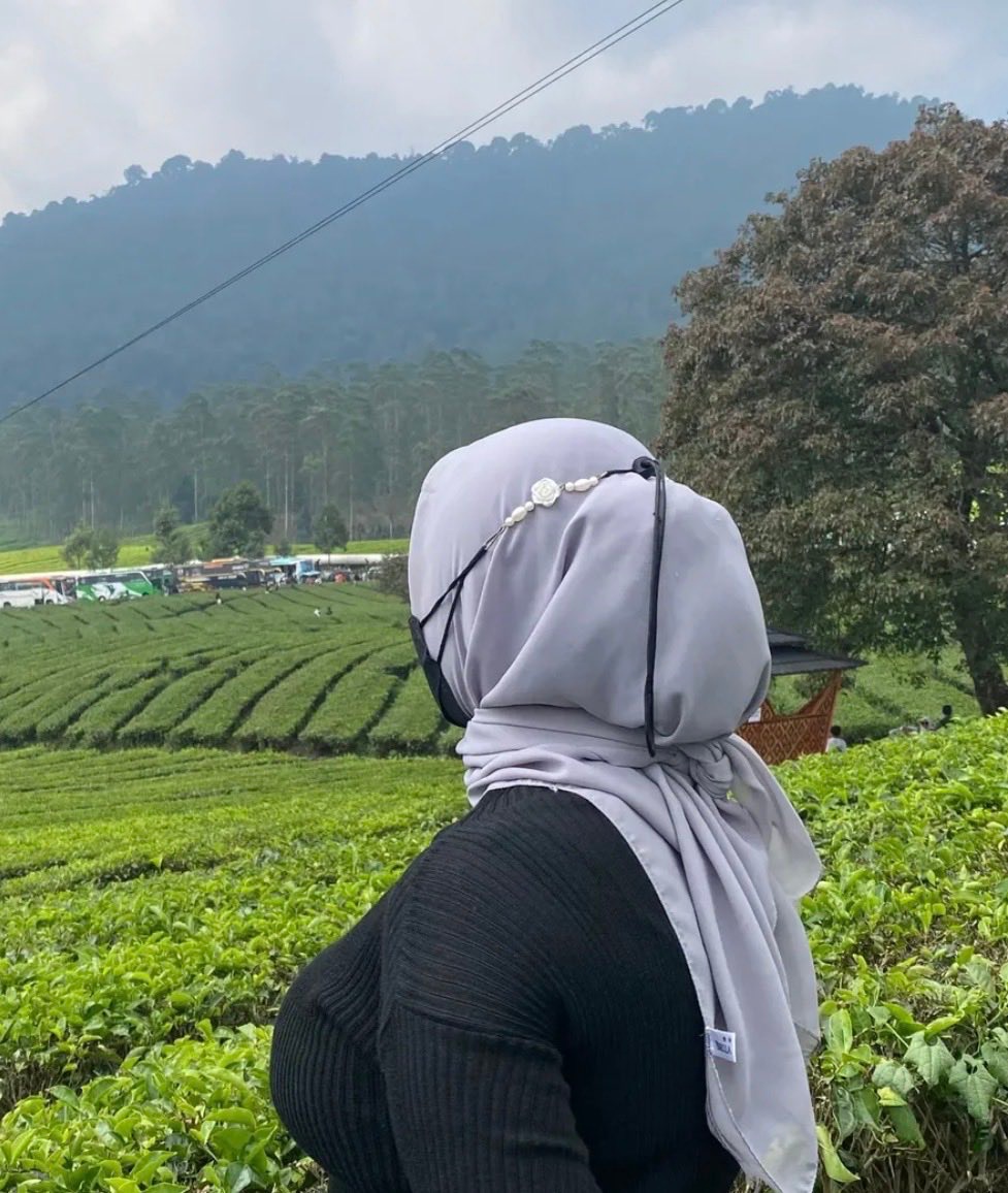 sukacepoljilbab tweet media