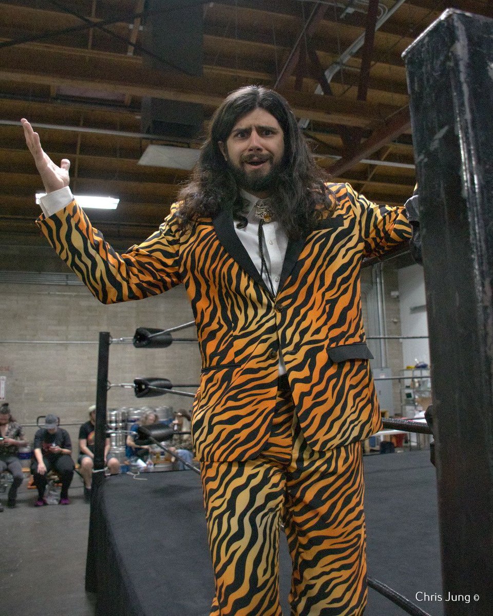 Rudo_Rampage's tweet image. Does Ario Ameen even need a mic with a suit that loud?
#wwwswwf #wrestling  @darksheikftf @ARI0AMEEN
