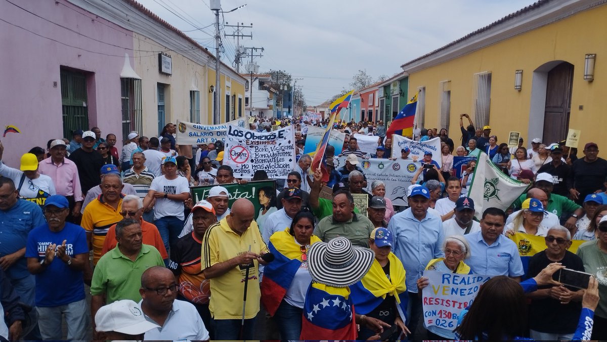 LacausaR Falcón tweet media