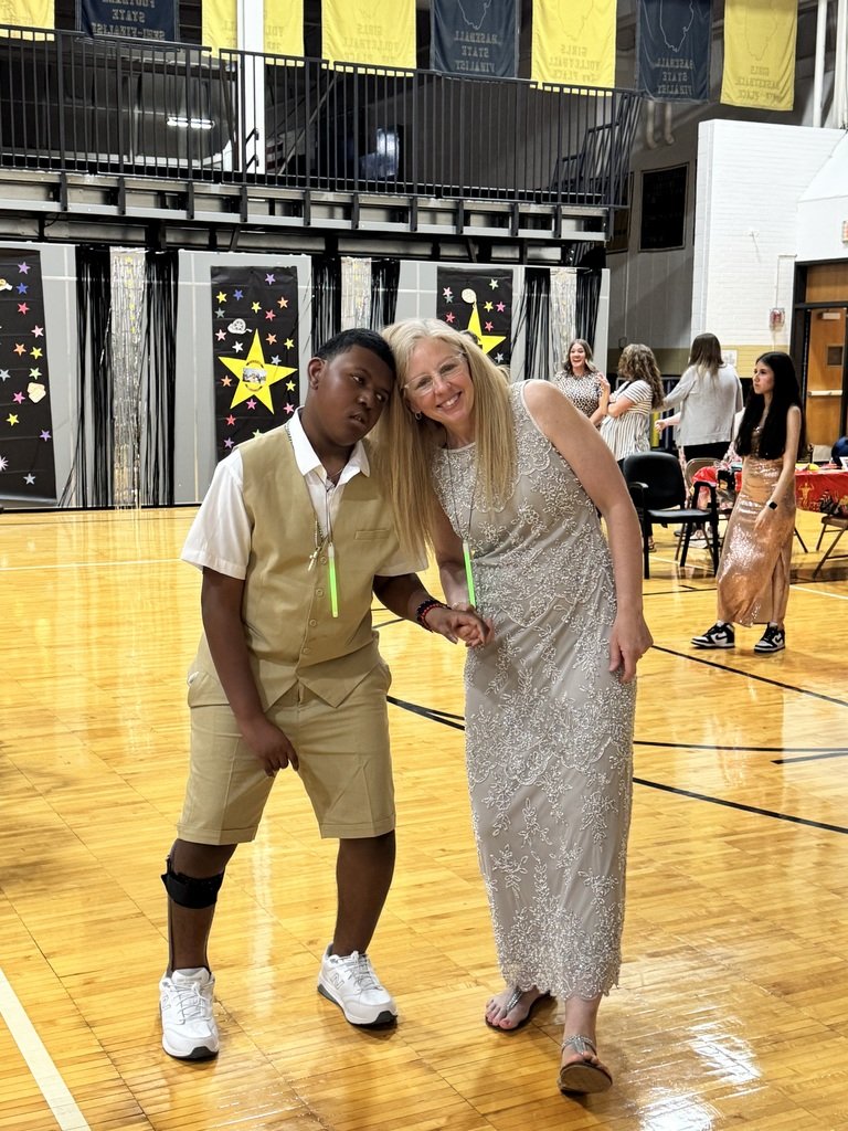 Oak Forest High School tweet media