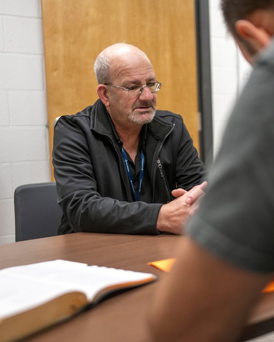 John316Mission's tweet image. May is Mental Health Awareness Month 🩵

Our students meet with a counselor to create a personalized plan designed around their unique experiences, challenges, and goals.

From day one, care is intentional and built to support lasting recovery. #MentalHealth #MentalHealth #Tulsa