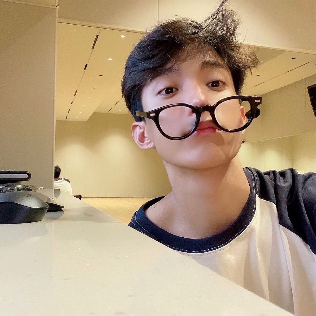 j saw SVT live again!!! 🤙 ♡ ★ 🐯🍚🦌⚔️ tweet media